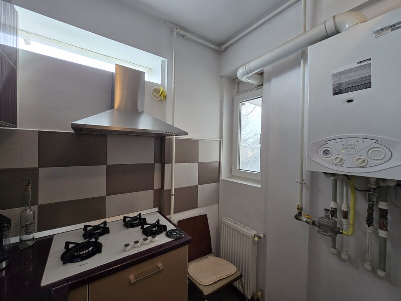 Bucurestii Noi apartament cu 2 camere spatios  etaj 1 centrala+ mobilat+ utilat  comision 0%